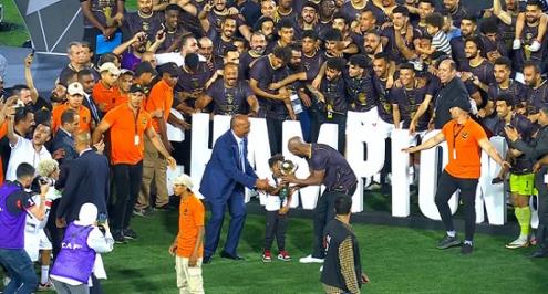 غرامة ومباريات بدون جمهور.. كاف يعاقب الزمالك بسبب أحداث نهائي الكونفدرالية 